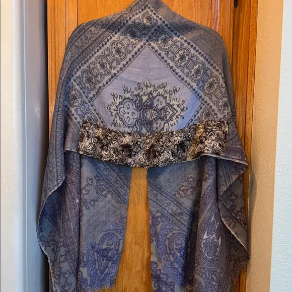 Paisley & Floral Gray Blue Purple Oversized Wool Wrap Scarf w/Faux Fur Accents - Picture 7 of 14